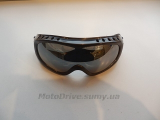 Окуляри чорні (дзеркальне скло).