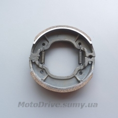 Гальмівні передні колодки (барабан, d-125 мм).