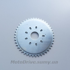 Зірка трансмісії (задня) веломотора 44 зуби.